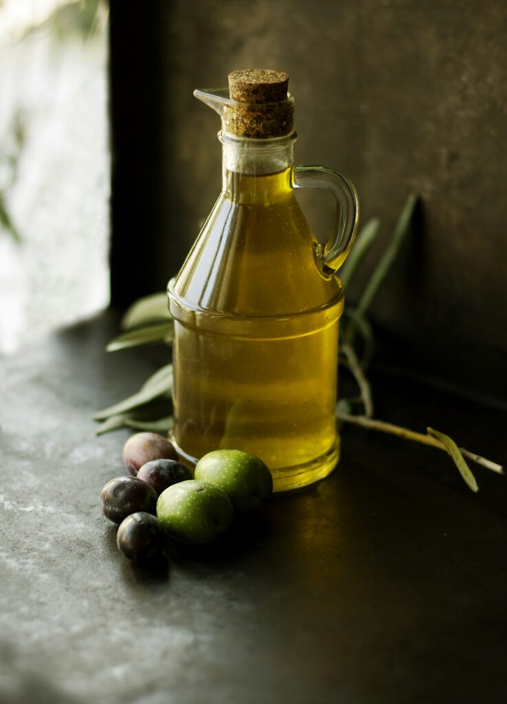 HORNO 5 Pack Oil Spouts, Olive Oil Vinegar Bottle Stopper Dispenser, Leakproof Bottle Spouts for Oil, Vinegar, Olive Oil, Salad, Wine, Etc