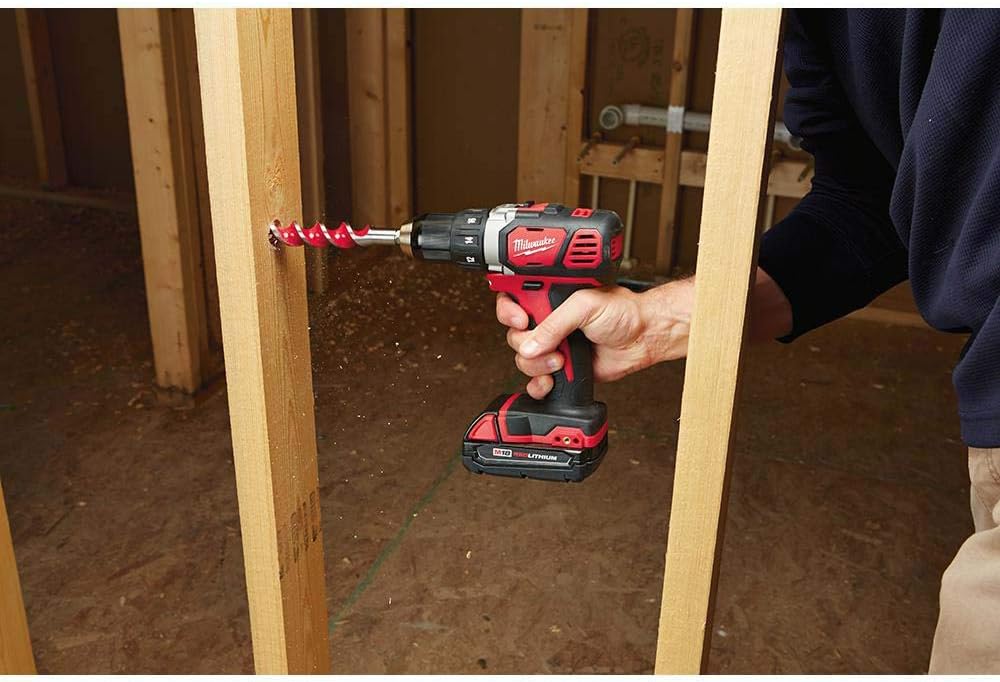 Milwaukee M18 Cordless Combo Kit 8-Tool With Three And Charger